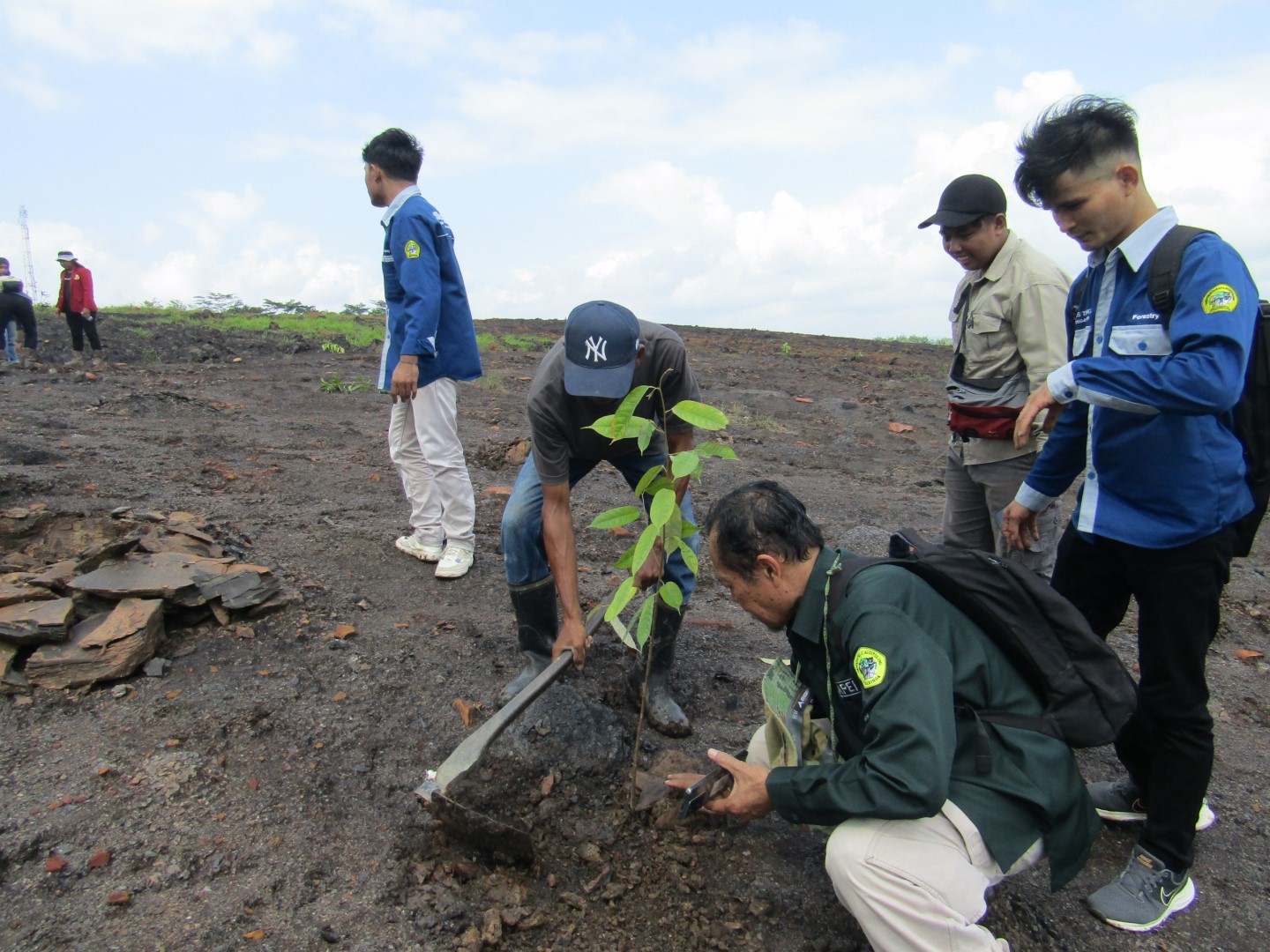 Abdimas Di Desa Batuah KM 24